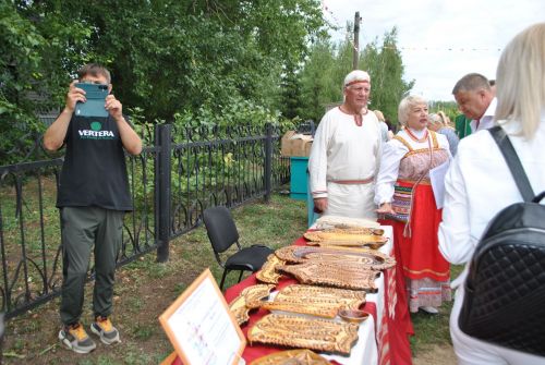 Выставка работ народных умельцев