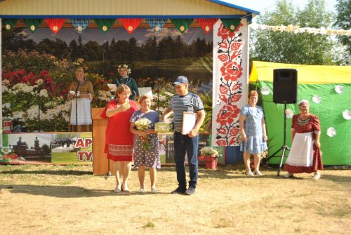 Питрау – престольный праздник в Ленино