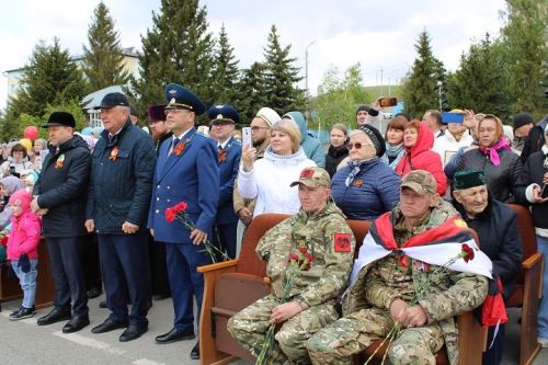 В Новошешминске состоялся митинг в честь Дня Победы (фоторепортаж)