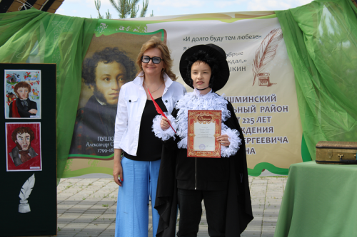 6 июня в парке за Новошешминской ДШИ прошел «Пушкинский день» (фоторепортаж)