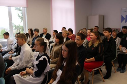 5 ноября в Новошешминском МЦ «Чишмэле» прошло праздничное мероприятие, посвященное Дню народного единства и Дню Конституции РТ (фоторепортаж)