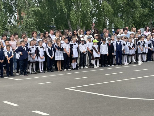 «Последний звонок» прозвенел для 130 выпускников начальных классов Новошешминского района
