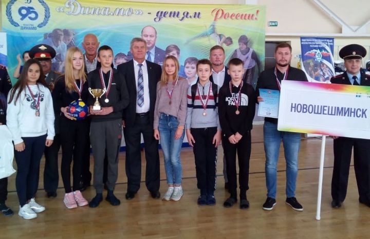 Школьная команда из Новошешминска приняла участие в соревновании "Стартуем вместе" в Чистополе