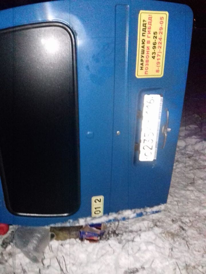 Из-за невнимательности водителя "Соболя" в Новошешминском районе погиб пассажир
