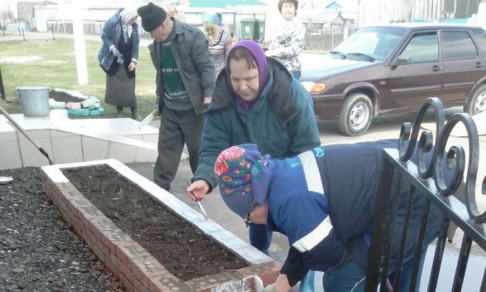 В рамках двухмесячника в Новошешминском районе прошла уборка территорий