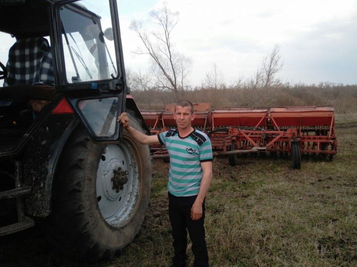 На полях Новошешминского района идут весенне-полевые работы