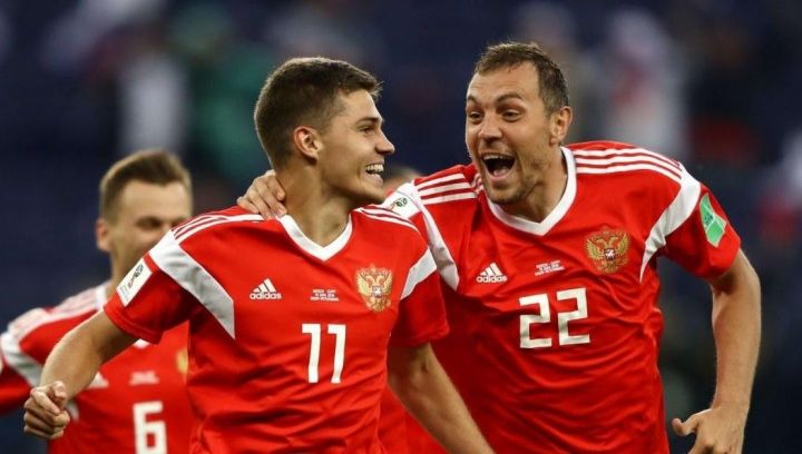 Сборная России по футболу впервые в истории вышла в плей-офф чемпионата мира