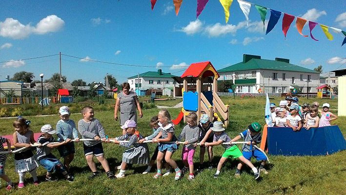 Летний праздник  прошел в Новошешминском детсаде «Золотой ключик»