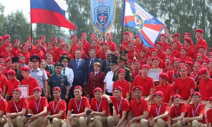 Закрылась вторая смена юнармейского оборонно-спортивного лагеря ПФО «Гвардеец»