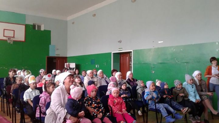 В Азеевском СДК провели праздник  «царя огородов»