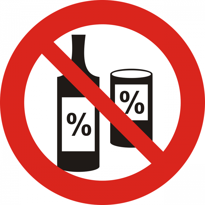 В Госдуме поддержали запрет продажи алкоголя в новогодние праздники