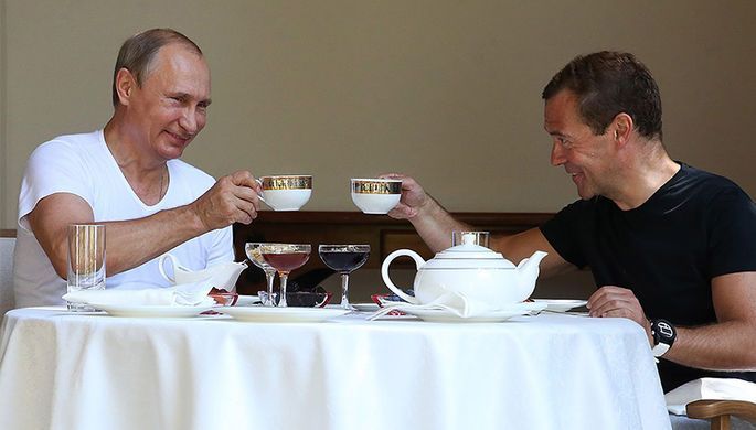 Владимир Путин раасказал, что обычный чай он вообще не пьет