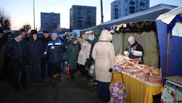 Новошешминский район принял участие в предновогодней  ярмарке в Казани