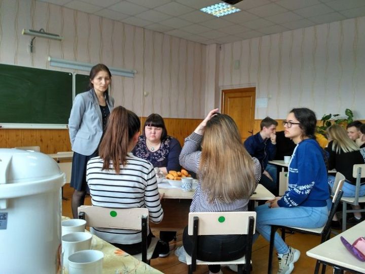 В Новошешминской гимназии прошла Всероссийская акция «100 баллов для победы»
