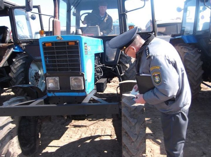 В сельхозформированиях Новошешминского района прошли годовые технические осмотры самоходных машин и тракторов
