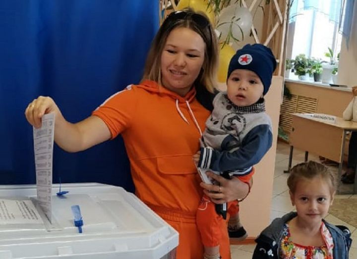 К 18 часам в Новошешминском районе проголосовали 83,3 процента избирателей