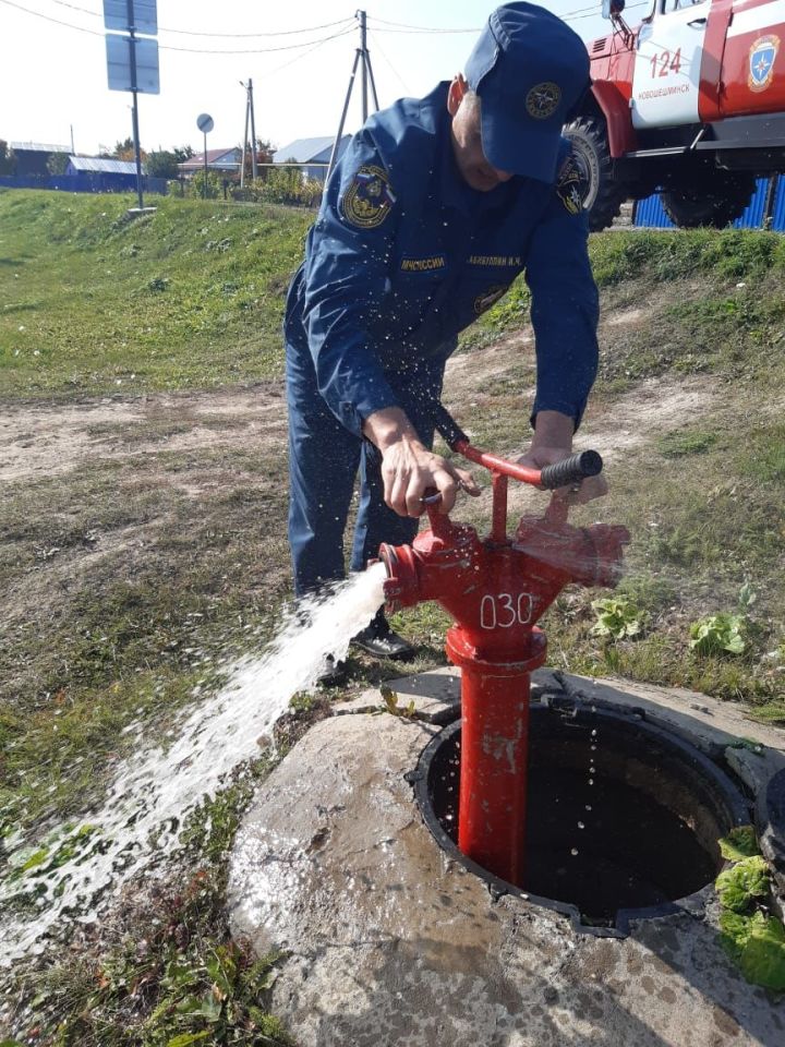 В Новошешминском районе идет ремонт пожарных гидрантов