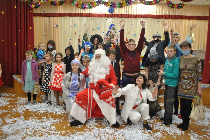 265 детей Новошешминского района получили подарки от «РИТЭК»