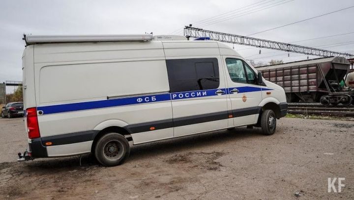 В Крыму ФСБ задержала подростков, готовивших теракты в учебных учреждениях Керчи