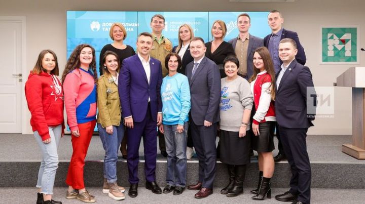 Изменения в Конституции татарстанцам разъяснят волонтеры
