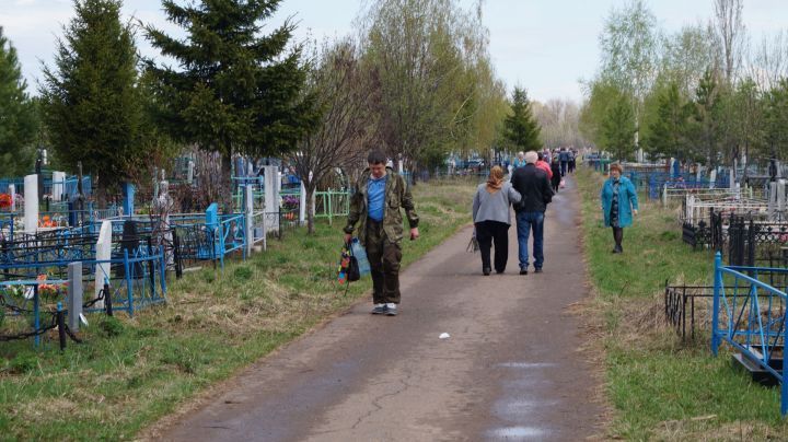 В Татарстане закроют кладбища для посещения из-за Covid-19