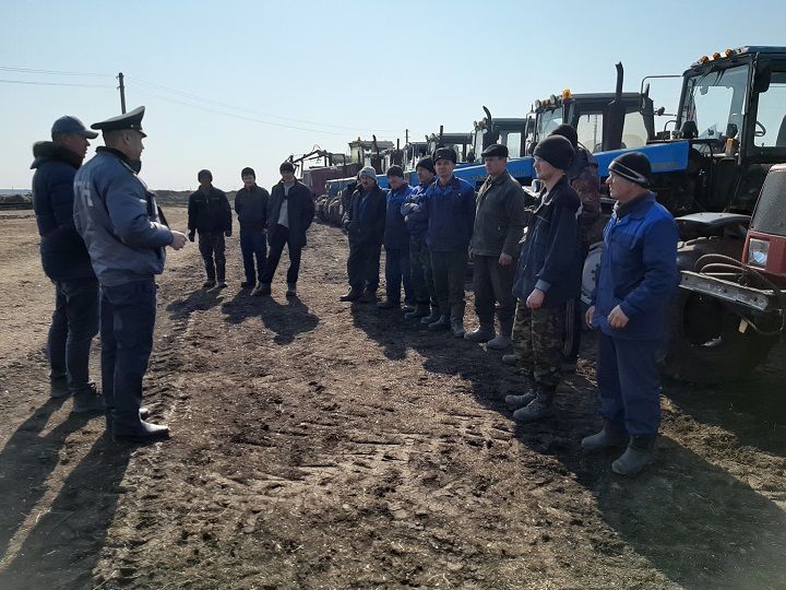 В Новошешминском районе продолжаются технические осмотры частных тракторов