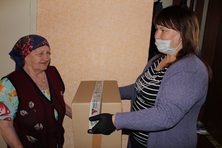 Нуждающиеся семьи Новошешминского района получают помощь вторично