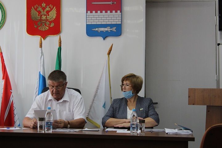На заседании Совета Новошешминского района обсуждены бюджетные вопросы