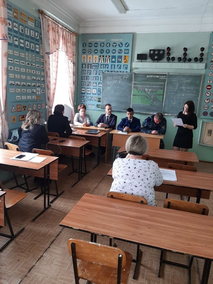 На профилактическом учете ПДН Новошешминска состоят 9 подростков