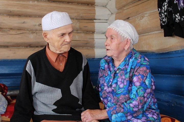 3 сентября встречает свое 90-летие труженик тыла села Азеево Ахметшин Галимулла Миннуллович