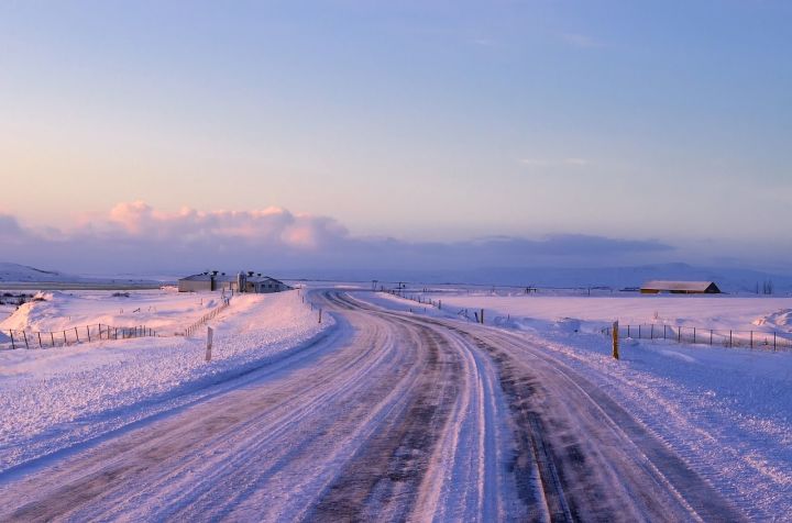 Для очистки дорог в Татарстане выехали 636 снегоуборочных машин