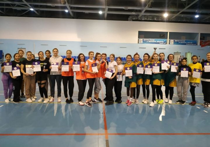 Ученики Шахмайкинской школы стали победителями муниципального этапа школьной баскетбольной лиги "Кэс-Баскет" среди девушек