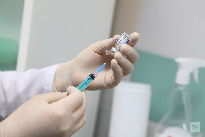 В Татарстане количество привитых от коронавируса, близится к 70%