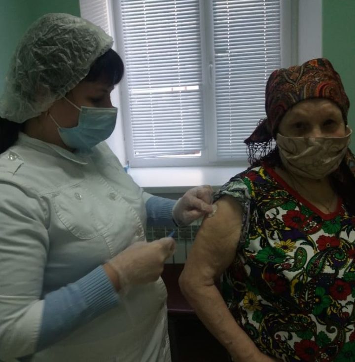 В Новошешминском доме-интернате для престарелых вакцинацию прошли все желающие