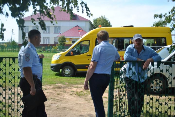 В Новошешминском районе проводится операция «Автобус»