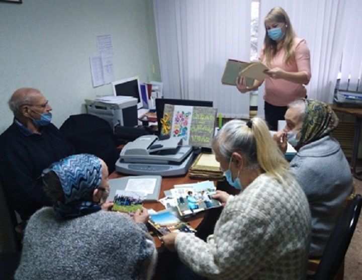 Получатели социальных услуг Новошешминского дома-интерната побывали на экскурсии в архиве
