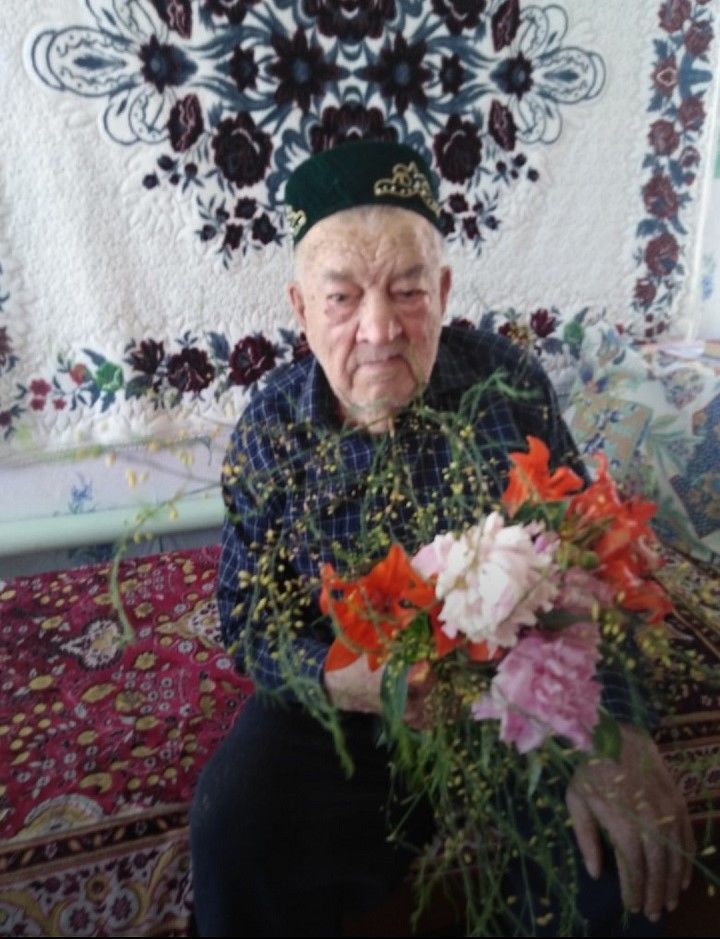 И это все о нем: 95 лет исполнилось уроженцу села Шахмайкино Асадулле Мугзинову