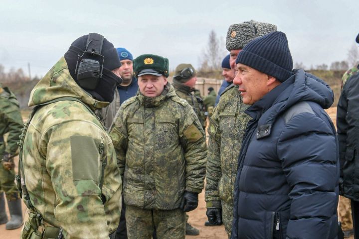 Президент Татарстана посетил пункты размещения мобилизованных жителей республики