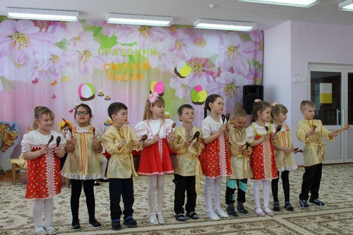 Новошешминский детсад «Золотой ключик» открывает воспитанникам богатый мир культуры народов (анонс)