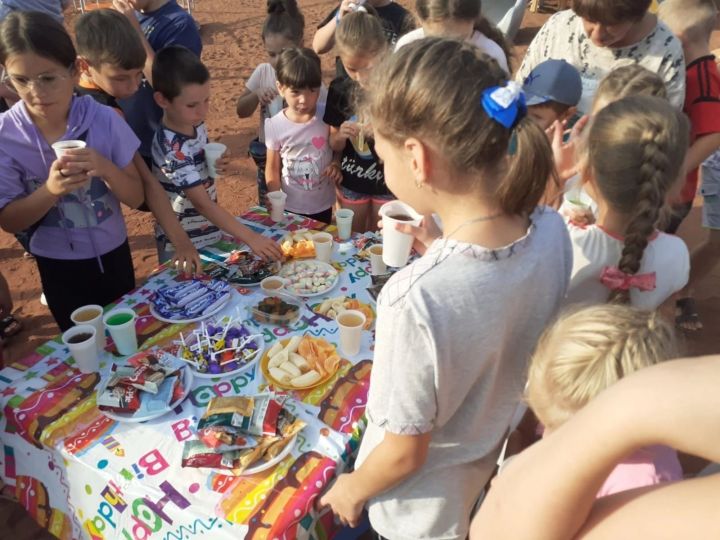 В посёлке Сельхозхимия открылась новая детская площадка