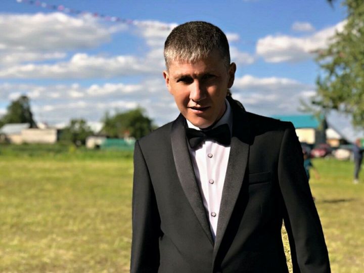 На юбилейном концерте радио «Кунел» в Казани выступит популярный татарский  певец Даниф Шарафутдинов