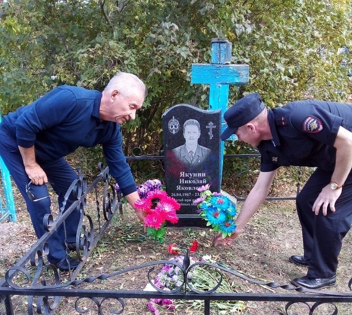 В Новошешминском ОВД почтили память своего коллеги