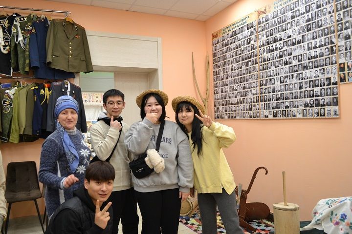 Студенты из Южной Кореи  посетили музей  села Зиреклы