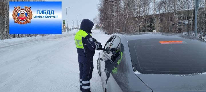 Ремнём безопасности пренебрегли три водителя