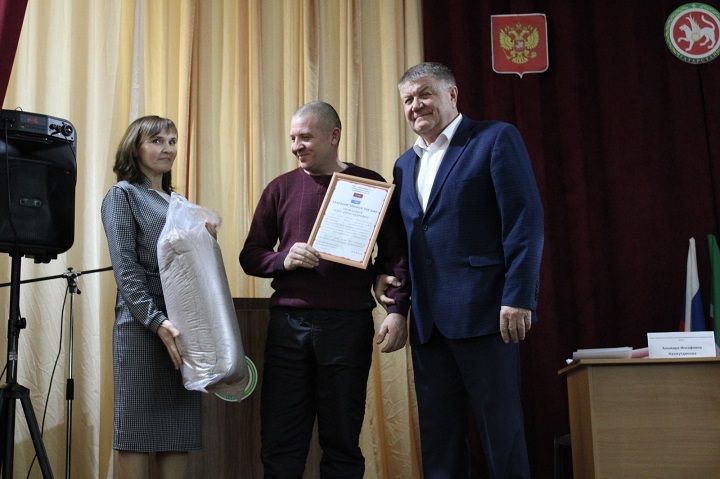 Әдәмсәлеләр — кече Ватаннарының патриотлары