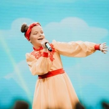 В Альметьевске прошел фестиваль детского творчества «Страна поющего соловья»