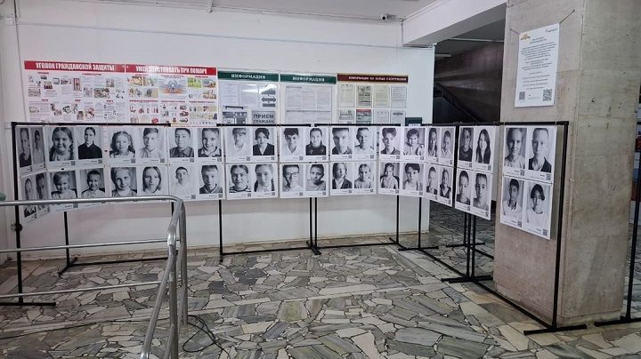 С 15 февраля в Новошешминске стартовала фотовыставка «ПАПАМАМАЕСТЬ»!