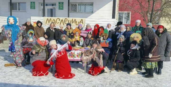 В Новошешминском доме-интернате отметили Масленицу