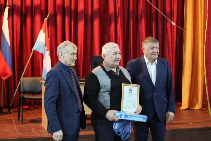 Жителям Слободы Волчья нужны дороги и надежный мост