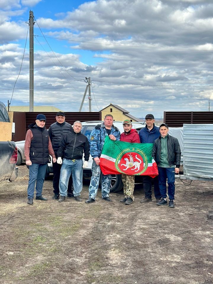 Новошешминцы отправились в зону СВО с гуманитарным грузом